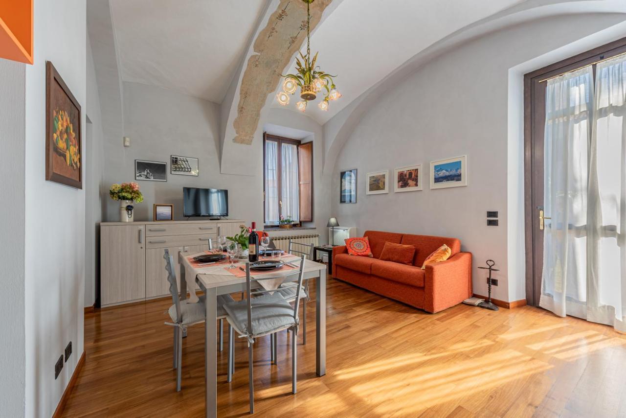 L'Antico Cedro Apartment Алба Екстериор снимка