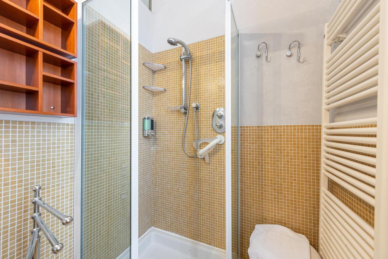L'Antico Cedro Apartment Алба Екстериор снимка